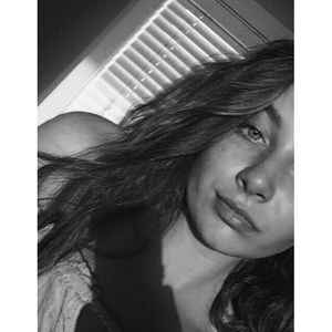 Meet your Posher, Eva